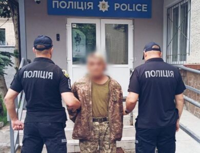 На Київщині військовий з ревнощів вбив жінку і побратима
