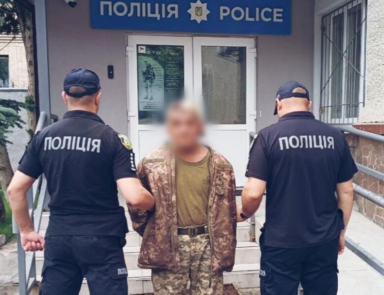 На Київщині військовий з ревнощів вбив жінку і побратима