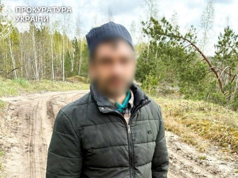 На Рівненщині вітчим ґвалтував малолітню падчерку