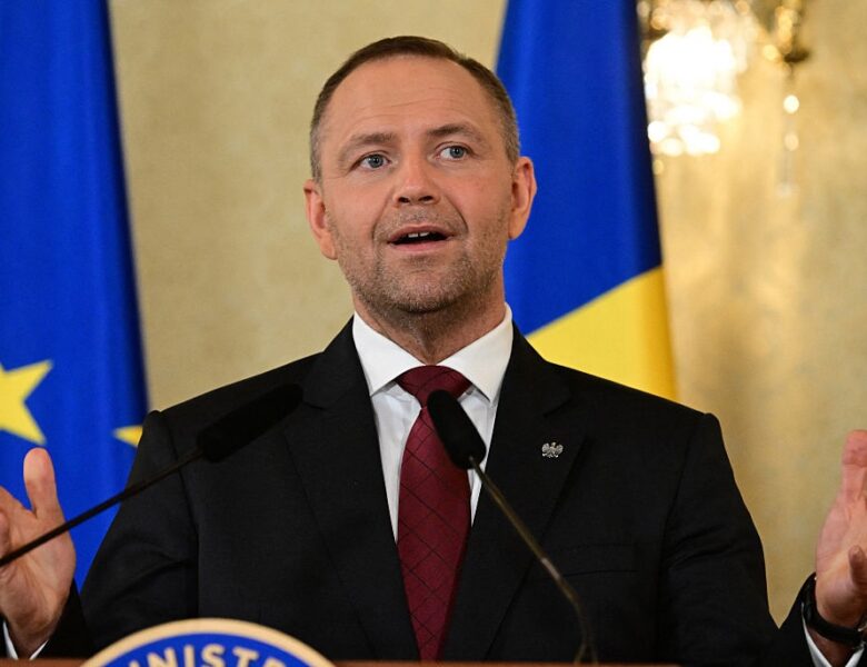 Навроцький пояснив, чому позбавив Зеленського ордена