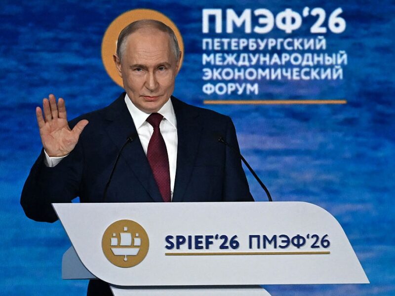 Не хоче домовлятися. Путін відповів Зеленському
