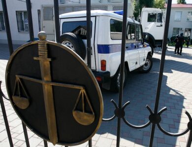 Незаконно ув’язнював полонених: підозру отримав ще один російський суддя