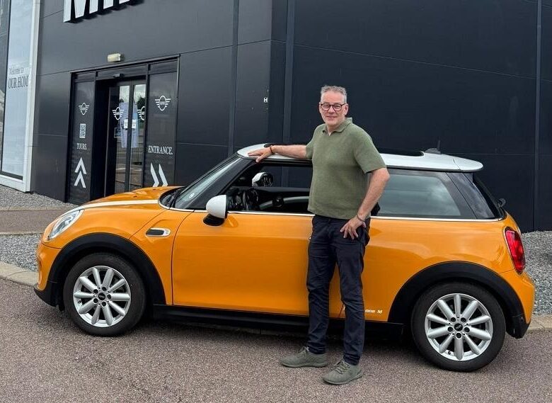 Німець проїхав на MINI Cooper понад мільйон кілометрів і встановив рекорд