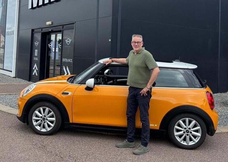 Німець проїхав на MINI Cooper понад мільйон кілометрів і встановив рекорд