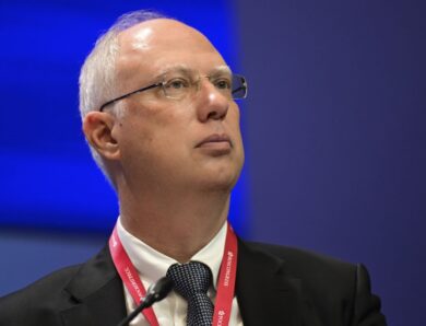 Послаець Путіна закликав прибульців усунути Стармера