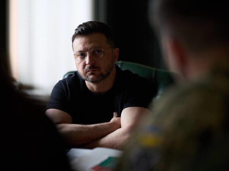 ППО і посилення позицій: Зеленський провів Ставку