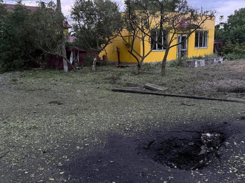 РФ ударила по будинках в Балаклії: є загиблий