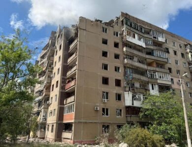 Росіяни скинули бомби на Дружківку, є поранені