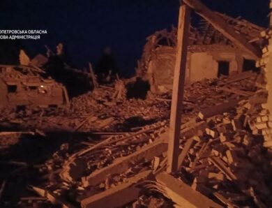 Росіяни вдарили по Дніпропетровщині: є загибла та дев’ятеро поранених