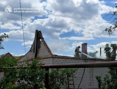 Росіяни вдарили по Нікопольщині, серед поранених дворічна дитина