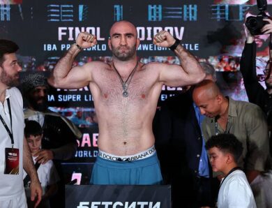 Російський ексчемпіон заявив про бажання провести поєдинок з Усиком