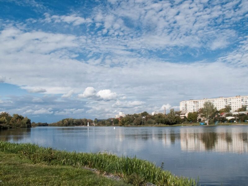 Синоптики розповіли, в яких регіонах дощитиме