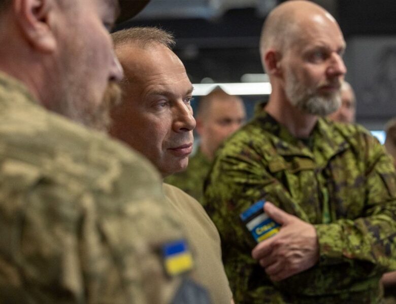 Сирський з естонським колегою відвідали фронт