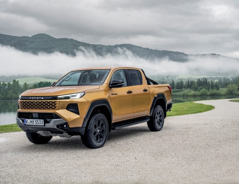 Сучасний, могутній, зручний:в Україну прибуває новий Toyota Hilux