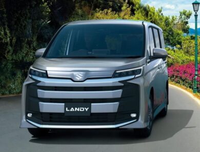 Suzuki оновила мінівен Landy