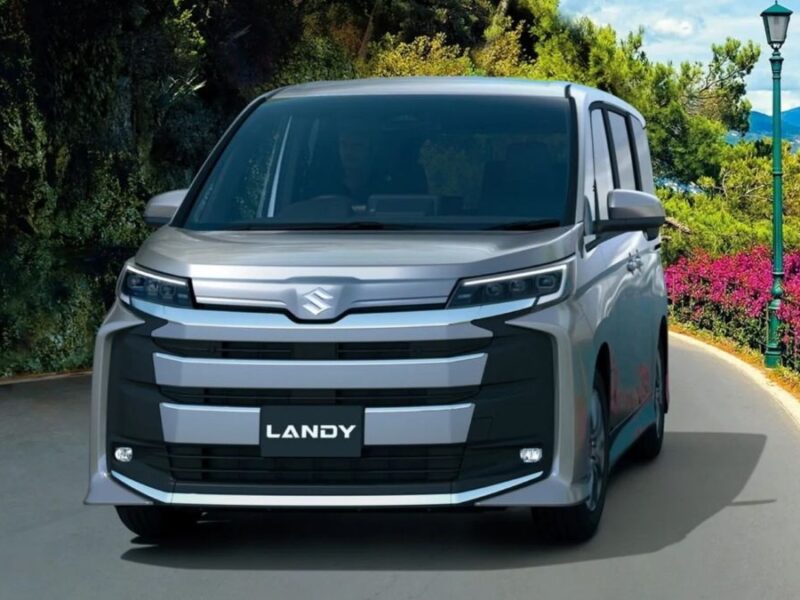 Suzuki оновила мінівен Landy