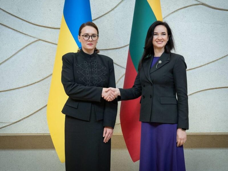 Свириденко прибула з візитом до Литви