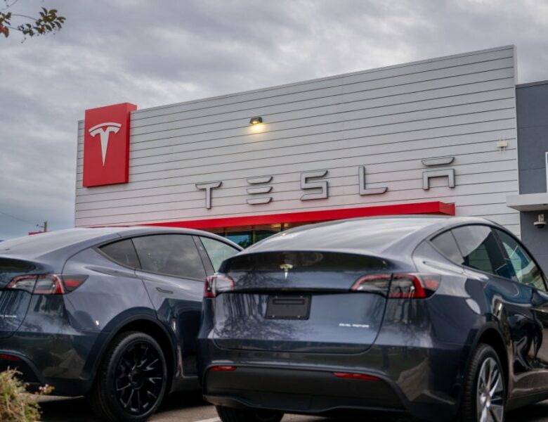 Tesla повернула лідерство на світовому ринку електромобілів