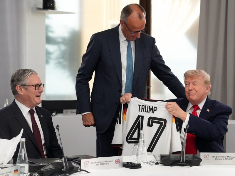 Трамп готовий тиснути на РФ, але є умова – ЗМІ