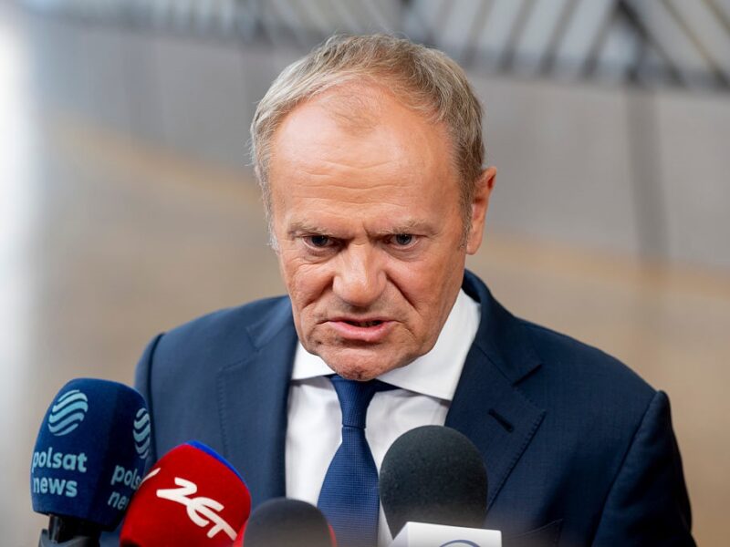 Туск: Польща вимагає місця за столом переговорів з РФ