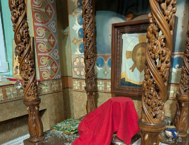У Чорноморську обстрілом пошкоджено храм