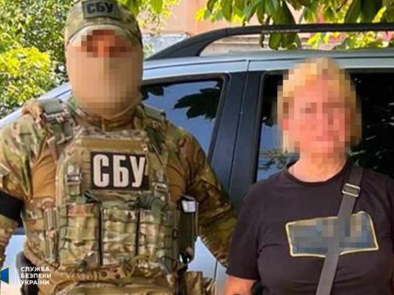 У Херсоні затримали колаборантку, яка “залягла на дно”