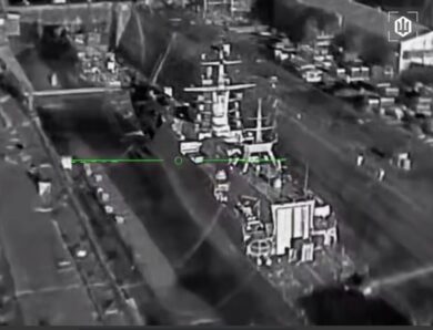 У Кронштадті уражено ракетний корабель