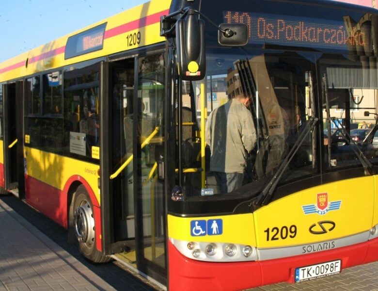 У Польщі активісти збирають гроші на автобуси для Вінниці