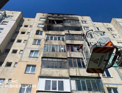 У Рівному під час пожежі загинула дитина, ще троє госпіталізовані