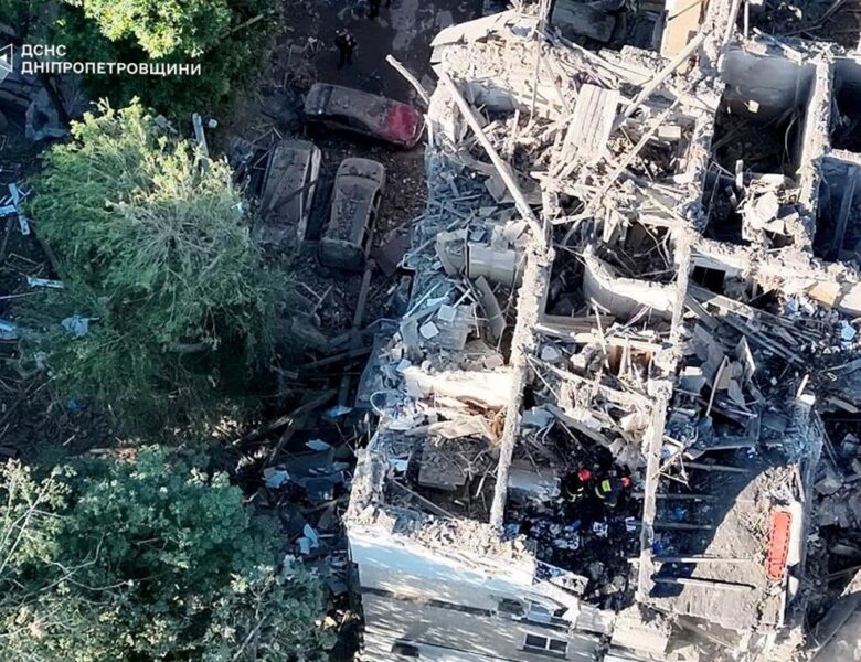 Удар по Дніпру: число загиблих зросло до 15