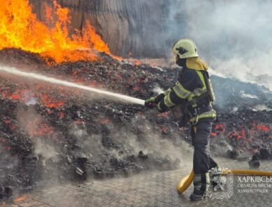 Удар РФ по Харкову: під завалами виявили тіло