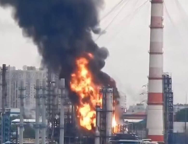 Удар в саме “сердце”. Пожежа на НПЗ в Москві
