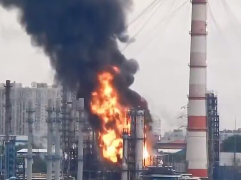 Удар в саме “сердце”. Пожежа на НПЗ в Москві