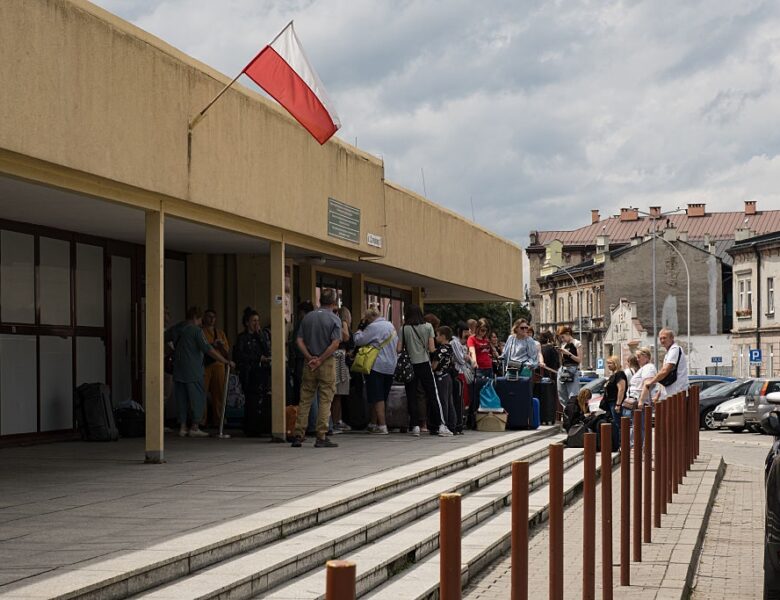 Українцям у Польщі відмовляють у статусі біженця