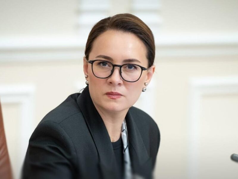 Уряд спрощує повернення молоді з тимчасово окупованих територій