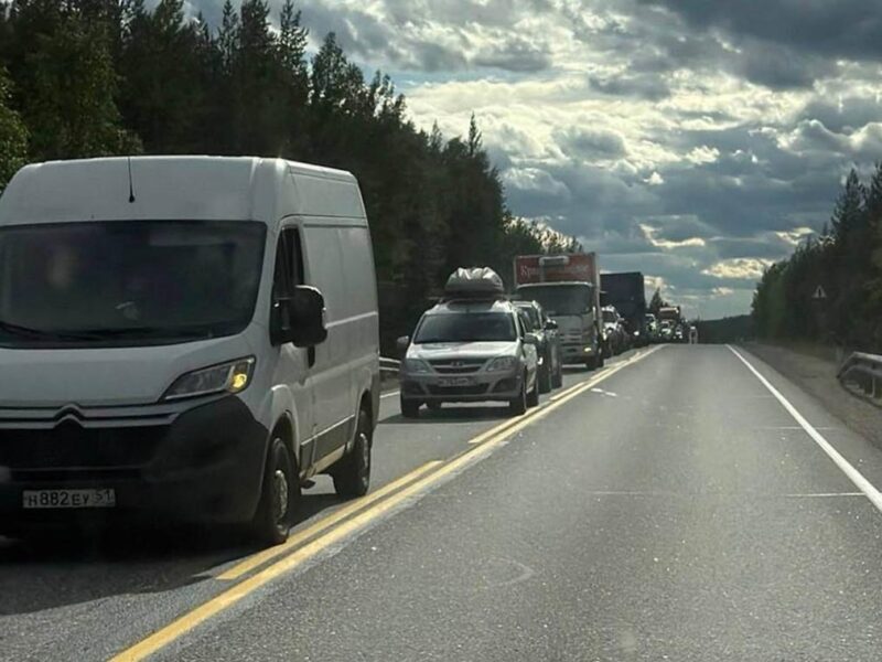 В Мурманській області РФ масово зупиняють авто і шукають “диверсантів”