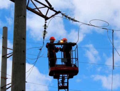 Відключення світла поширились на вісім областей