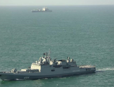 Військовий корабель РФ здійснив постріл по яхті в Ла-Манші