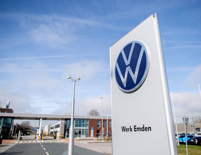 Volkswagen закриє чотири заводи і звільнить 100 000 людей – ЗМІ