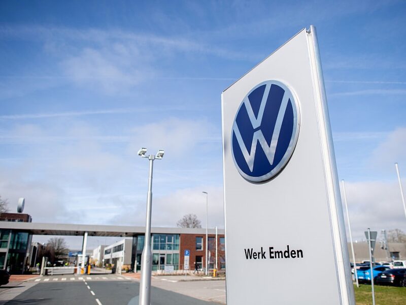 Volkswagen закриє чотири заводи і звільнить 100 000 людей – ЗМІ