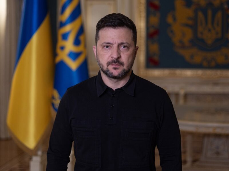Кожен, хто прагне знищити життя іншого народу, сам страждає. Ми захищаємо життя