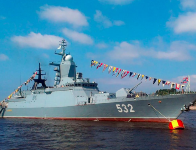 З’явились знімки ураженого у Кронштадті ракетного корабля