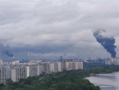 Зеленський підтвердив ураження Московського НПЗ