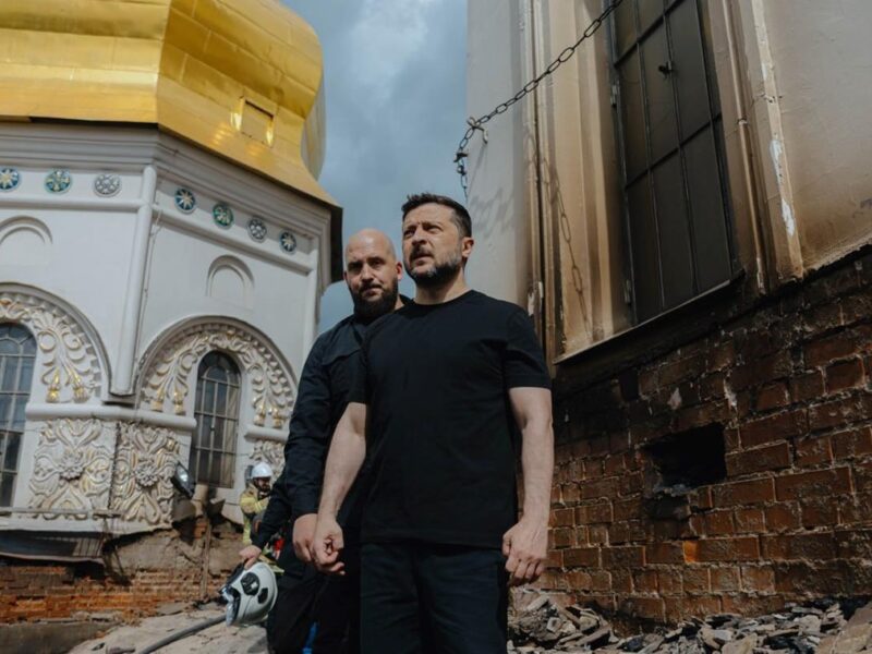 Зеленський пообіцяв відповідь на масовану атаку РФ