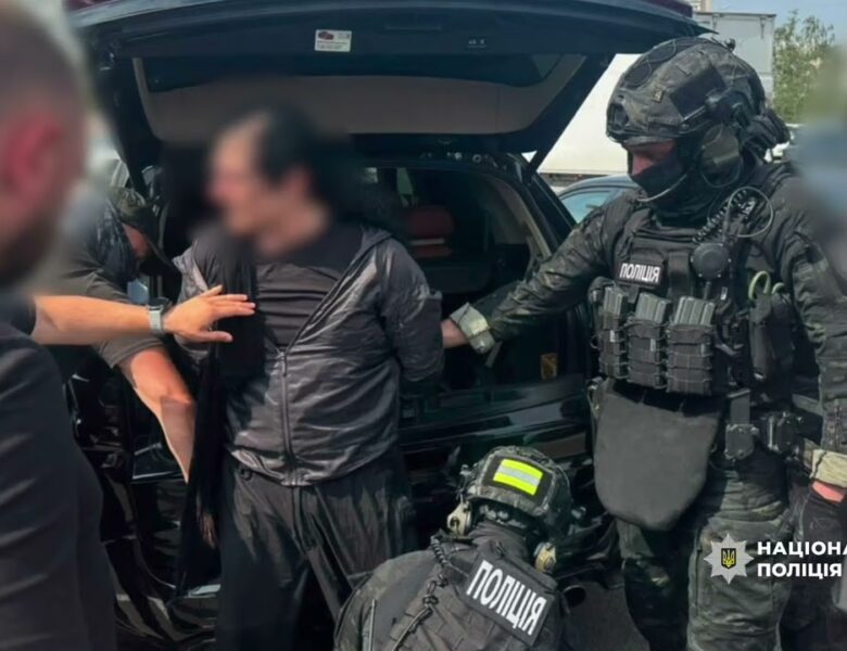 Затримано іноземця, який понад 20 років перебував у міжнародному розшуку за вбивство, — Нацполіція
