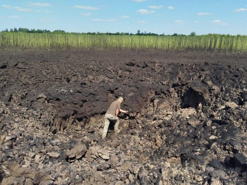 Балістика з КНДР: знайдено вирву від другої ракети