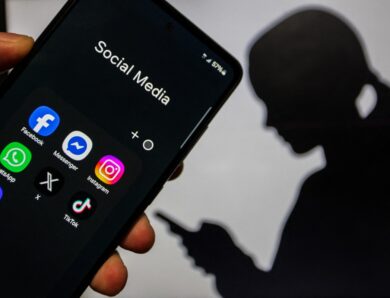 Британія хоче заборонити підліткам соцмережі вночі