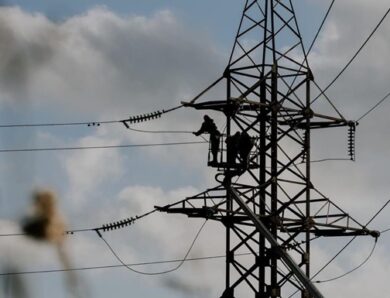 Через російські атаки є нові знеструмлення у 8 областях