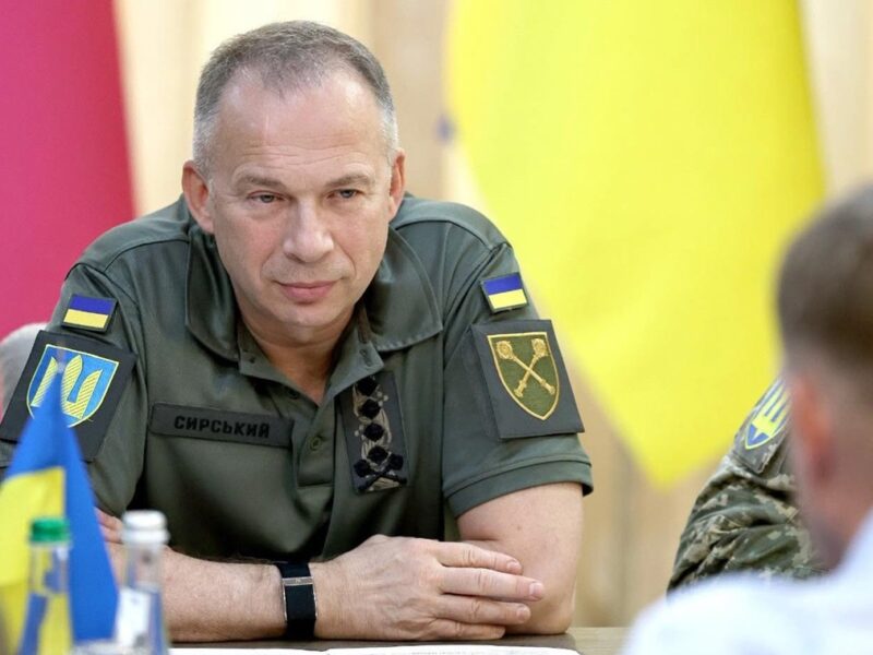 Деякі бійці понад 200 днів без ротації – Сирський