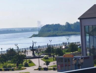 Дрони атакували базу пального Росрезерву за 2000 км від кордону Україною